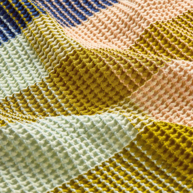 VORLOOM Dreamweave Waffle Throw Blanket