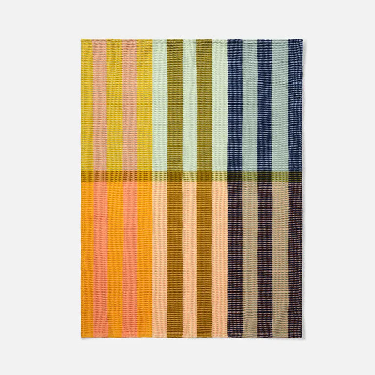 VORLOOM Dreamweave Waffle Throw Blanket